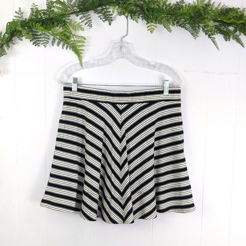 ♻️ LOFT Women's Petite Striped Knit Circle Skirt